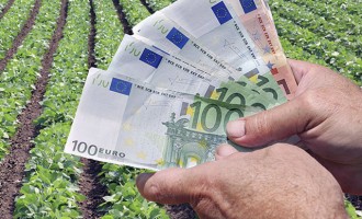 Επιδοτήσεις έως 42.000 ευρώ για νέους αγρότες!  Δικαιούχοι και προϋποθέσεις