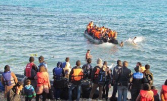 Έκτακτη σύσκεψη για το προσφυγικό στη Χίο