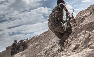 Οι Ρώσοι βομβάρδισαν κουρδικές δυνάμεις (SDF) κοντά σε πετρελαιοπηγή στην ανατολική Συρία