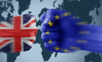 Ανατροπή: Προβάδισμα εφτά μονάδων για την παραμονή της Βρετανίας στην Ε.Ε.