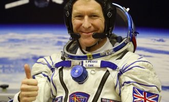 Δείτε τον πρώτο άνθρωπο που έτρεξε μαραθώνιο στο διάστημα (βίντεο)