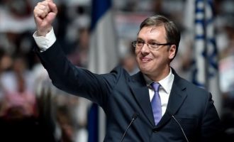 Σερβία: Πανηγυρική επανεκλογή Βούτσιτς για σκληρά μέτρα!