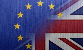 Το θρίλερ για το Brexit συνεχίζεται – Διχασμένη η Βρετανία