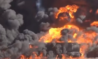 Ανατινάχτηκε φάλαγγα 20 βυτιοφόρων που μετέφερε πετρέλαιο του ISIS