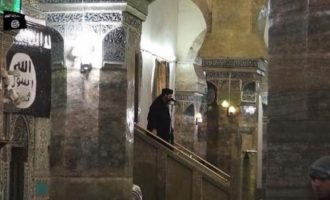 Το Ισλαμικό Κράτος κρύβει όπλα και πυρομαχικά μέσα σε τζαμιά