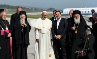 Μαζί Πάπας, Πατριάρχης, Αρχιεπίσκοπος και Τσίπρας για άμεση λύση στο προσφυγικό