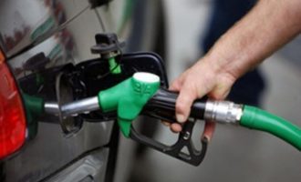 «Φωτιά» η τιμή της βενζίνης: Πάνω από 2 ευρώ το λίτρο σε νησιά