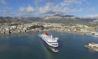 Κλείνει το λιμάνι της Χίου τουλάχιστον μέχρι τη Δευτέρα