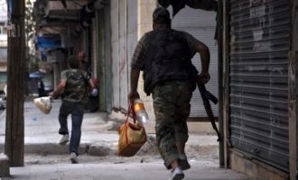 Ο στρατός της Συρίας συγκρούεται με το Ισλαμικό Κράτος στη νότια Δαμασκό