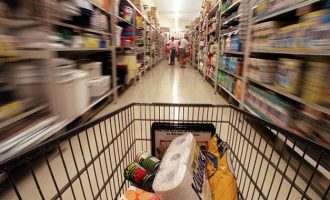 Στο 8,9% ο πληθωρισμός τον Μάρτιο – Έκρηξη τιμών σε διατροφή, προϊόντα και ενέργεια