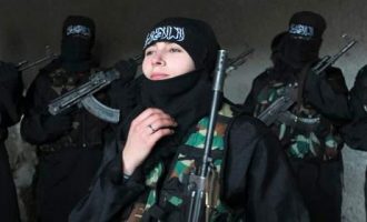 “Μαύρες χήρες” ετοιμάζει το Ισλαμικό Κράτος για να σκάσουν στην Ευρώπη