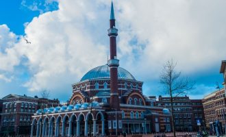 Ο Ερντογάν εγκαινιάζει γιγάντιο τζαμί με το όνομα “Αγιά Σοφιά” στην Ολλανδία
