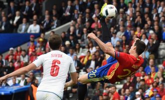 Euro 2016: Νίκη στo… παρά 3 για την Ισπανία, 1-0 την Τσεχία