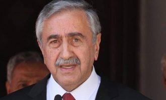 Ο Ακιντζί ζήτησε να μην ξεκινήσει γεωτρήσεις η Total τον Ιούλιο στην κυπριακή ΑΟΖ