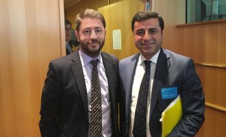 Ο Ανδρουλάκης ζητά παρέμβαση της Κομισιόν για απελευθέρωση των Κούρδων βουλευτών