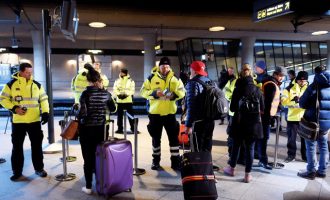 Δανία και Σουηδία παρατείνουν τους ελέγχους στα σύνορα