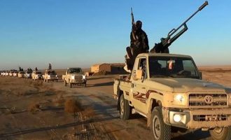 Πληροφορίες ότι το Ισλαμικό Κράτος αποχωρεί από το δυτικό Ιράκ