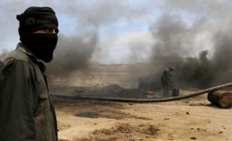 Οι Αμερικανοί κατέστρεψαν πετρελαϊκή εγκατάσταση του ISIS στη Συρία