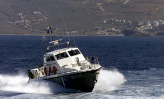 Πάνω από 250 μετανάστες περισυνελέγησαν νότια της Κρήτης