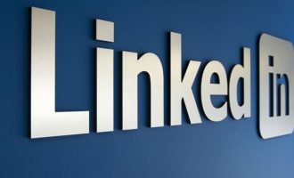 Η Microsoft εξαγοράζει το Linkedln