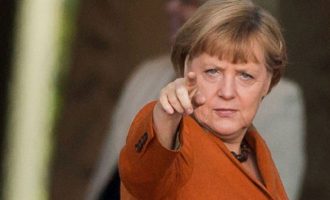 Τι φοβάται η Μέρκελ και δεν ανακοινώνει την υποψηφιότητά της
