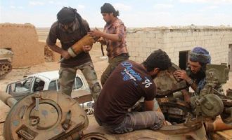 Αλ Κάιντα και Ισλαμικό Κράτος σφαγιάζουν αμάχους στο Χαλέπι
