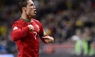Euro 2016: Ο Ρονάλντο έστειλε την Πορτογαλία  στους “16”
