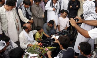 Αφγανιστάν: Θρήνος στην κηδεία των 80 θυμάτων του Ισλαμικού Κράτους
