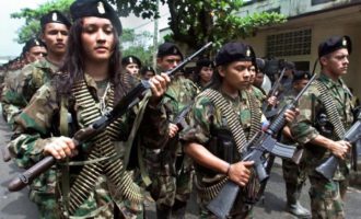 Ο FARC διαψεύδει ότι θα στείλει Κολομβιανούς αντάρτες να πολεμήσουν το ISIS