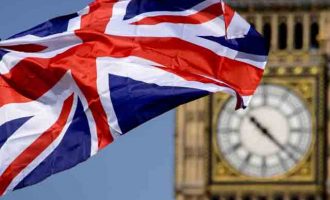 Είναι επίσημο – Η Τερέζα Μέι ανακοίνωσε πότε φεύγει η Βρετανία από την ΕΕ