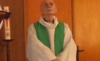 Αυτός είναι ο ιερέας που αποκεφάλισαν μέσα στην εκκλησία του στη Νορμανδία