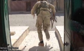 Άγριες οδομαχίες Κούρδων και ISIS μέσα στη Μανμπίτζ (βίντεο)