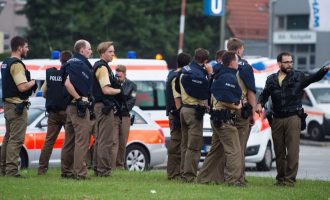 Επίθεση Μόναχο: Τα κίνητρα του δράστη αναζητούν οι γερμανικές Αρχές