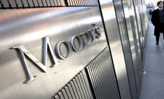 Moody’s: Υφεση 0,7%  φέτος στην Ελλάδα,  ανάπτυξη 1,8% το 2017
