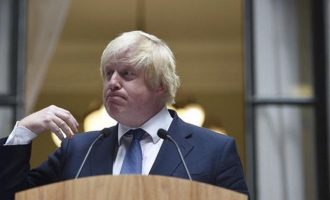 Θα τρελάνει κόσμο ο Τζόνσον: Το Brexit δεν σημαίνει έξοδο από την Ένωση