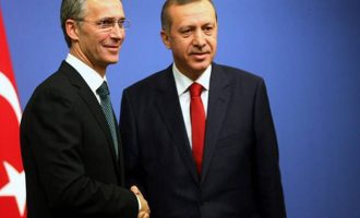 Στόλτενμπεργκ: Το ΝΑΤΟ καταδικάζει το στρατιωτικό πραξικόπημα στην Τουρκία