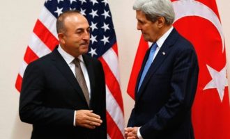 Η Τουρκία “πιέζει” τις ΗΠΑ να γίνει το δικό της – Τηλεφωνήθηκαν Κέρι-Τσαβούσογλου