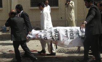 Οι Ταλιμπάν του Πακιστάν υπεύθυνοι για το μακελειό με τους 93 νεκρούς