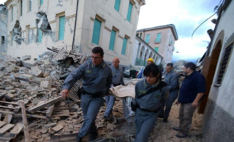 Πάνω από 120 οι νεκροί από το σεισμό στην κεντρική Ιταλία
