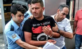 Απόπειρα δολοφονίας Νταβούτογλου σε τζαμί στην Κωνσταντινούπολη