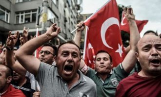 Υπερτριπλασιάστηκαν οι Τούρκοι πολίτες που προσπάθησαν να εισέλθουν παράνομα στη Γερμανία