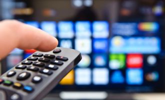 Οριστικά πέντε οι τηλεοπτικές άδειες – Ποια κανάλια παίρνουν
