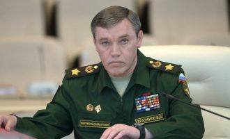 Ο Ρώσος στρατηγός Γκερασίμοφ μίλησε στο τηλέφωνο με τον ΝΑΤΟϊκό στρατηγό Πάβελ