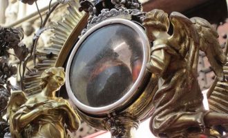 Νάπολι: Επαναλήφθηκε το «θαύμα του San Gennaro»