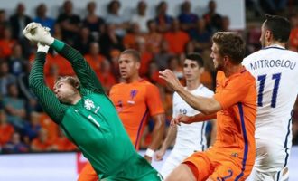 Σκόρπισε ελπίδα η Εθνική – Nίκησε 2-1 τη Ολλανδία