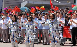 Η Κίνα στέλνει στο διάστημα τη Δευτέρα το διαστημόπλοιο Shenzhou-11