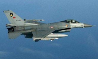 Νέες τουρκικές προκλήσεις στο Αιγαίο: F-16 πέταξαν πάνω από τρία νησιά