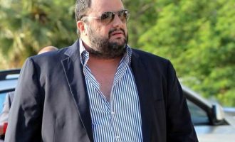 Mε εισαγγελική διάταξη απαγορεύθηκε η έξοδος στον επιχειρηματία Βαγγέλη Μαρινάκη