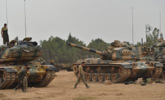 Οι Τούρκοι εισβολείς χτίζουν στρατιωτική βάση στην πόλη Αχταρίν της βόρειας Συρίας