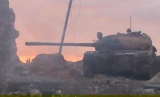Παλαιστίνιοι σύμμαχοι του Άσαντ επιτίθενται στους τζιχαντιστές στο Χαλέπι (βίντεο)